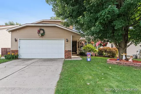 466 Harp, Grand Rapids, MI 49548