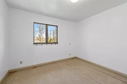 Bedroom - 7346 Evans, Eau Claire, MI 49111 photo 2 of 4