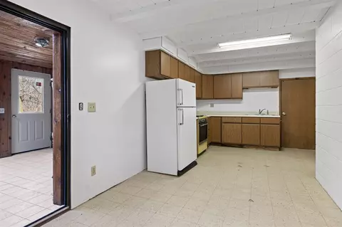 Kitchen - 7346 Evans, Eau Claire, MI 49111 photo 3 of 3