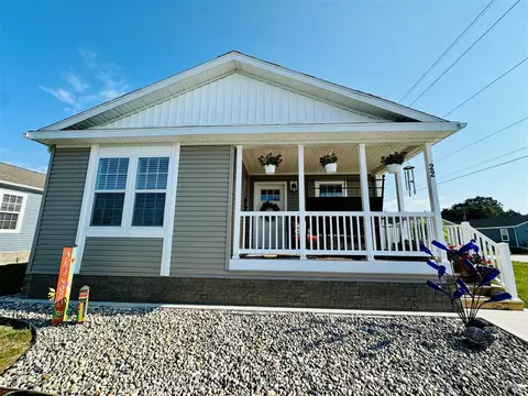 1283 Ellis # 22, Norton Shores, MI 49441