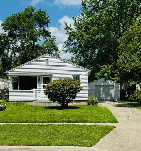 1940 Philo, Muskegon, MI 49441