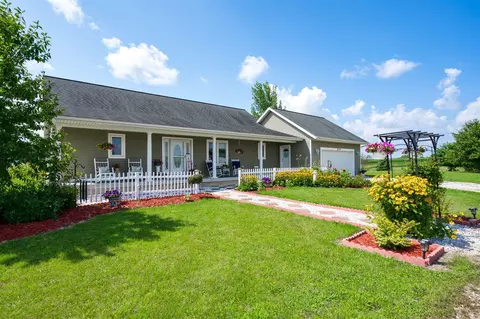 4070 Kalamazoo, Wayland, MI 49348