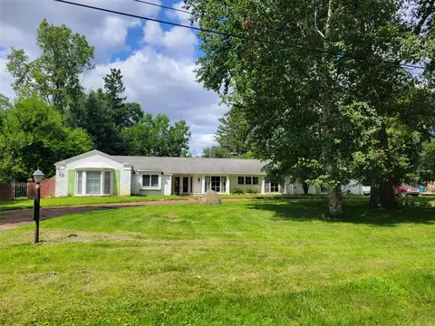 1840 N Walmont, Jackson, MI 49203