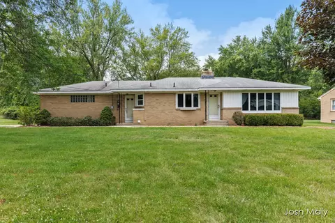 1865 Pheasant, Grand Rapids, MI 49534