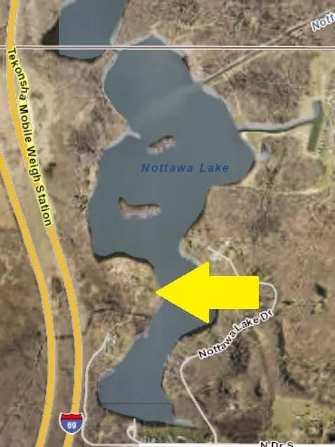 5031 N N Dr, Marshall, MI 49068 photo 2