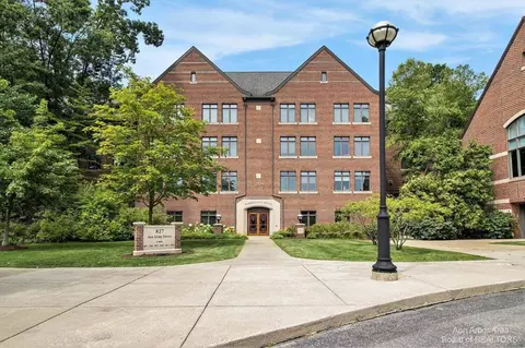 827 Asa Gray #455, Ann Arbor, MI 48105