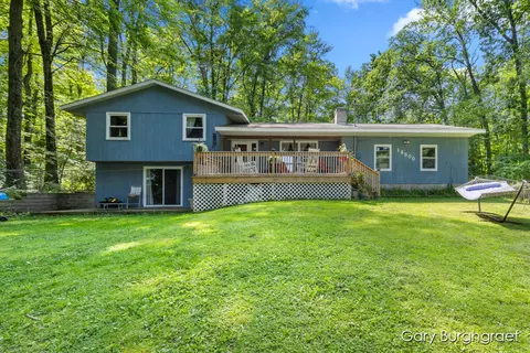 12500 Woodland Park, Belding, MI 48809