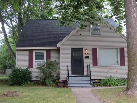 821 Stevens, Muskegon, MI 49442