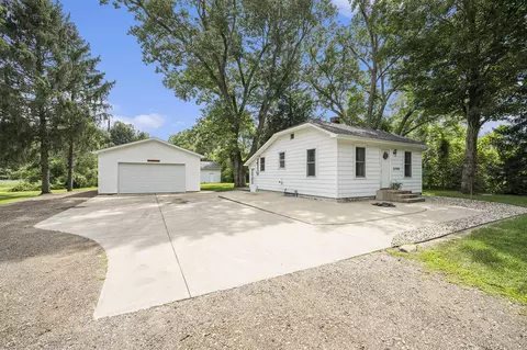 27599 County Road 364, Mattawan, MI 49071