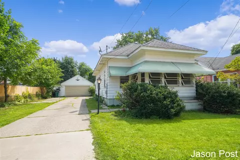 1926 Belden, Wyoming, MI 49509