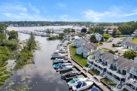 View/Area - 354 Mariners Cv #38, Douglas, MI 49406 photo 6 of 8