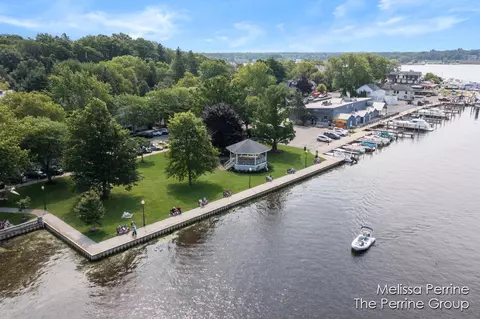 View/Area - 354 Mariners Cv #38, Douglas, MI 49406 photo 8 of 8