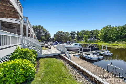 Exterior - 354 Mariners Cv #38, Douglas, MI 49406 photo 4 of 7