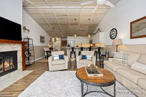 Living - 354 Mariners Cv #38, Douglas, MI 49406 photo 6 of 7
