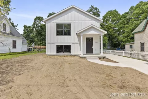 408 W Washington, Greenville, MI 48838