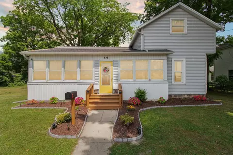 39 W Elm, Fremont, MI 49412