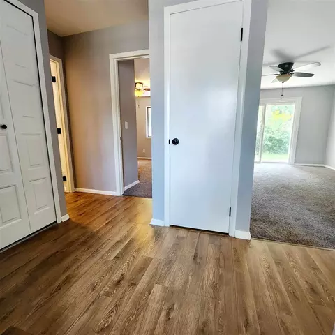 Entry Way - 4525 Westbrook #39, Jackson, MI 49201 photo 2 of 2