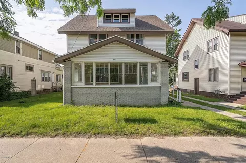 1144 Alexander, Grand Rapids, MI 49507