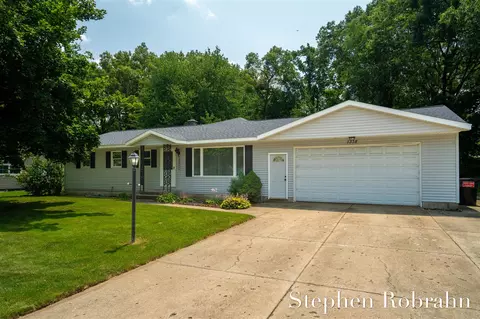 1318 Texas, Grand Rapids, MI 49544