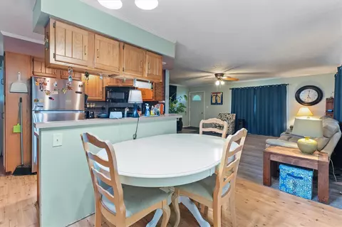 Dining - 71196 Union, Union, MI 49130 photo 2 of 2