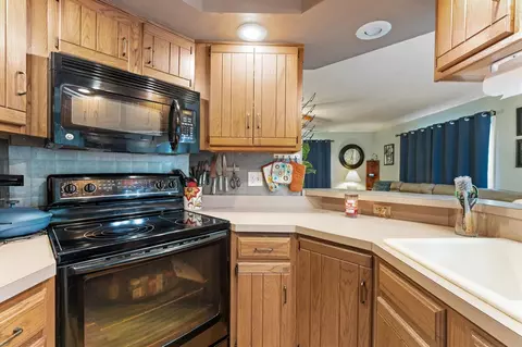 Kitchen - 71196 Union, Union, MI 49130 photo 1 of 4