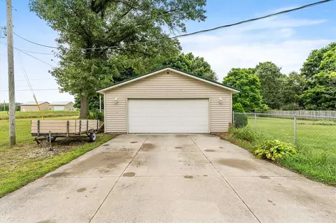 Exterior - 71196 Union, Union, MI 49130 photo 5 of 11