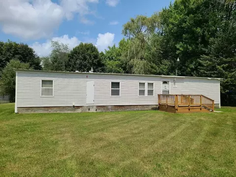 5267 E Broadway, Mount Pleasant, MI 48858