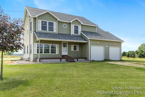 13588 Duck Pond, Lake Odessa, MI 48849