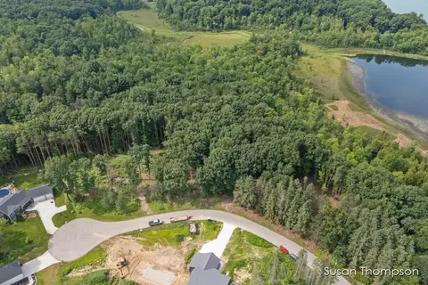 17143 Spruce Cv, Gowen, MI 49326