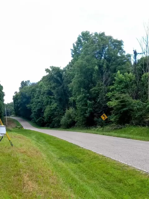 Rainbow Rd., Vandalia, MI 49095