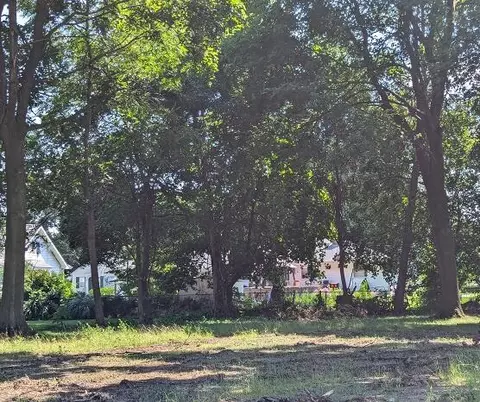 707 Seymour, Jackson, MI 49202
