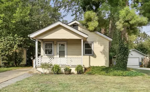 2115 Oakwood, Grand Rapids, MI 49505