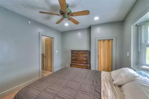 112 N Bowen, Jackson, MI 49202 photo 20