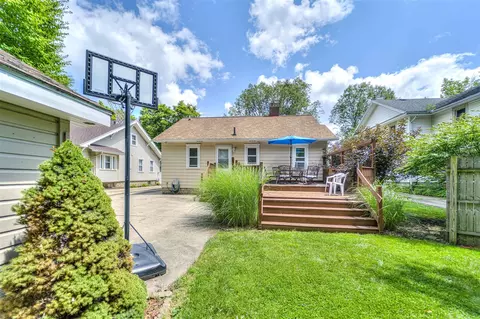 112 N Bowen, Jackson, MI 49202 photo 5