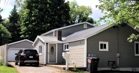 193 Robinson St, Cedar Springs, MI 49319