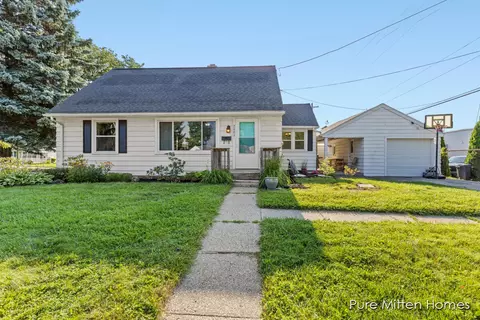 2601 Lyons, Lansing, MI 48910