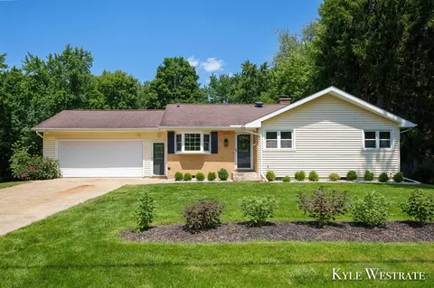 525 Larkspur, Portage, MI 49002