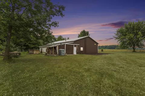 437 E 132nd, Grant, MI 49327