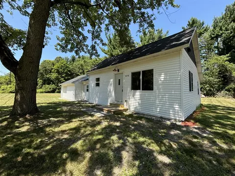 870 E Mount Garfield, Norton Shores, MI 49441