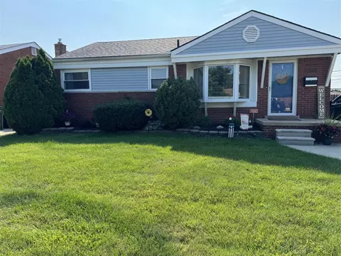 15466 Drake, Southgate, MI 48195