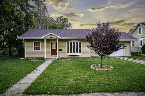 1209 Barnes, Albion, MI 49224
