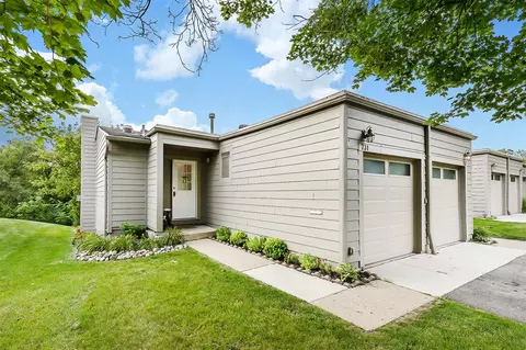 731 Watersedge, Ann Arbor, MI 48105
