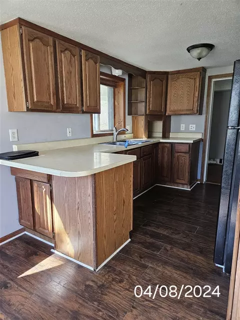 810 E Remus, Mount Pleasant, MI 48858 photo 8