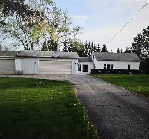 810 E Remus, Mount Pleasant, MI 48858