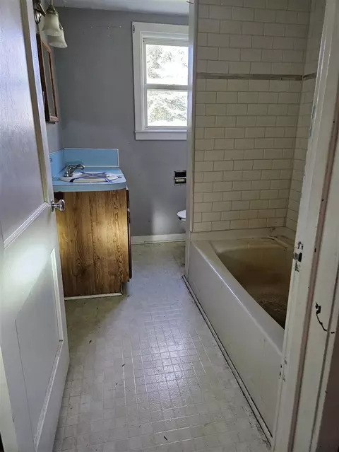 810 E Remus, Mount Pleasant, MI 48858 photo 16