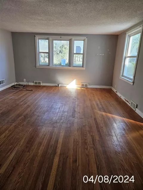 810 E Remus, Mount Pleasant, MI 48858 photo 12
