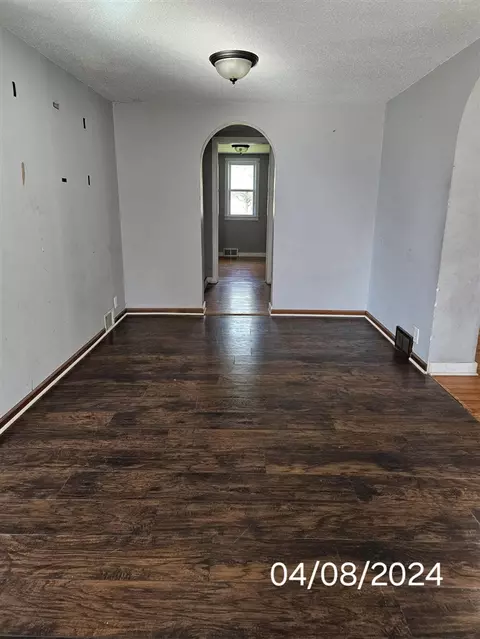 810 E Remus, Mount Pleasant, MI 48858 photo 11