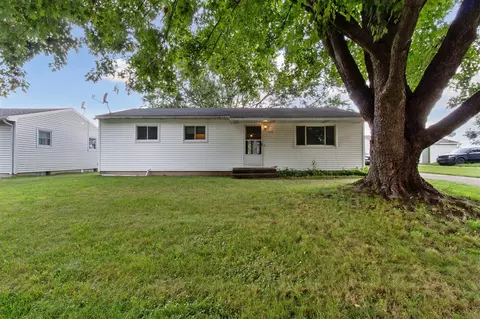 1500 Carol Lynne, Lowell, MI 49331