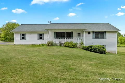 13951 Myers Lake Ave, Cedar Springs, MI 49319