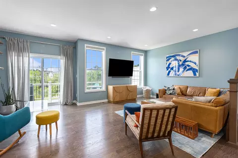 Living - 2834 Ridington, Ann Arbor, MI 48105 photo 1 of 3